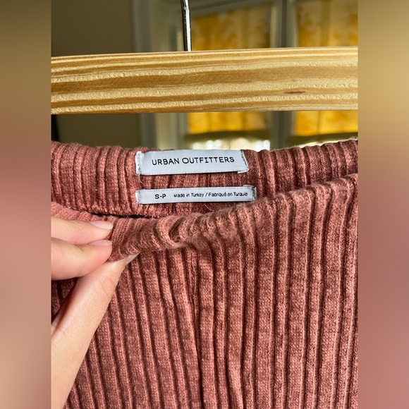 UO Pink Flare Pants - Picture 4 of 4